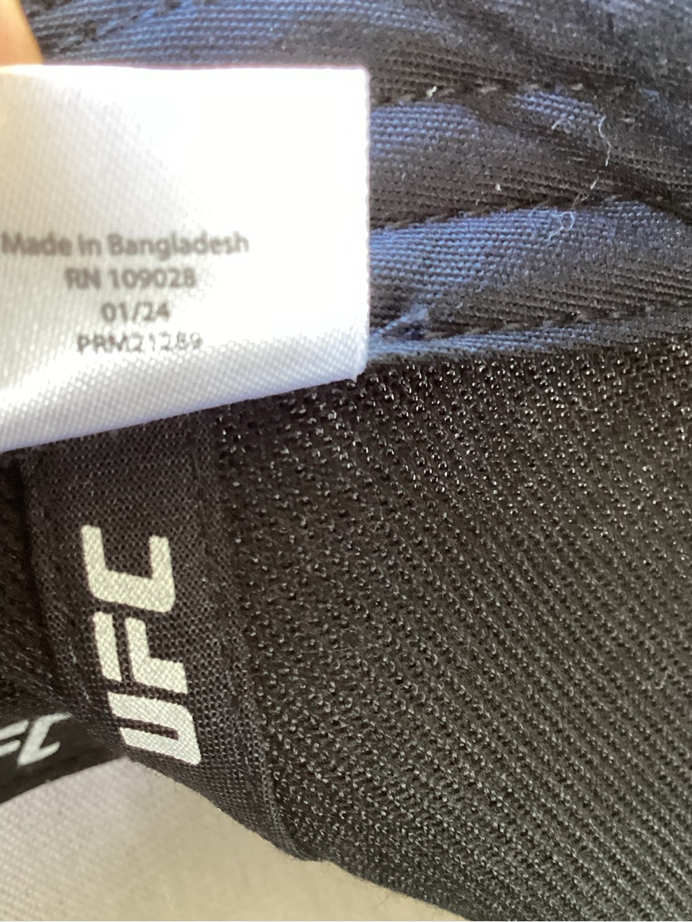UFC Snapchat Hat - Picture 8 of 12